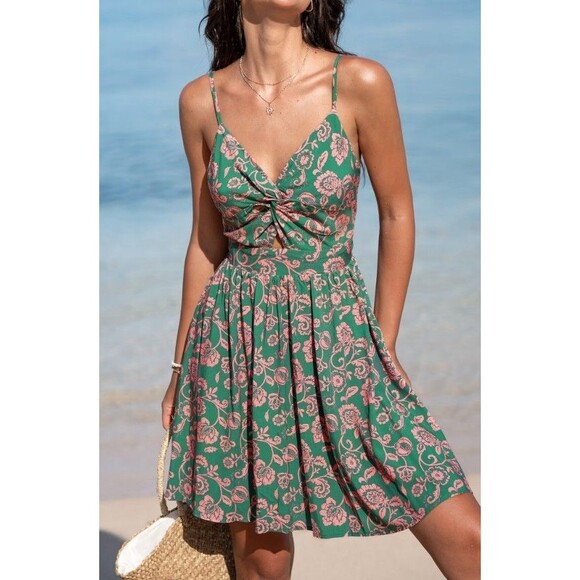 Cupshe Dresses & Skirts - NWT CUPSHE Green Floral Mini Beach Dress Twisted V-Neck Cutout Cami Straps - XL